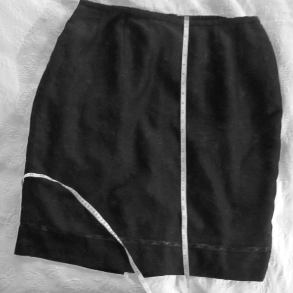 London Times black business suit ( size 20) - Picture 2 of 7